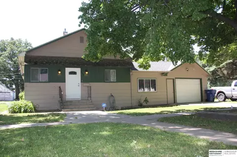 525 State St, Lyons, NE 68038