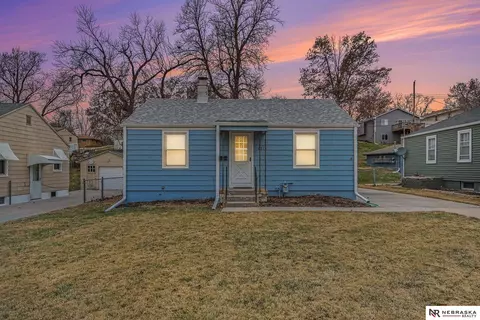 6218 S 41st Ave, Omaha, NE 68107