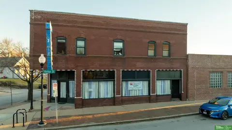 1801 Vinton St, Omaha, NE 68108