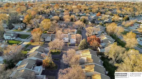 16006 Frederick Plz, Omaha, NE 68130