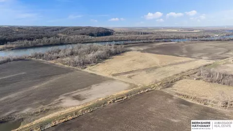25834 Meadowlark Loop, Crescent, IA 51526 photo 10