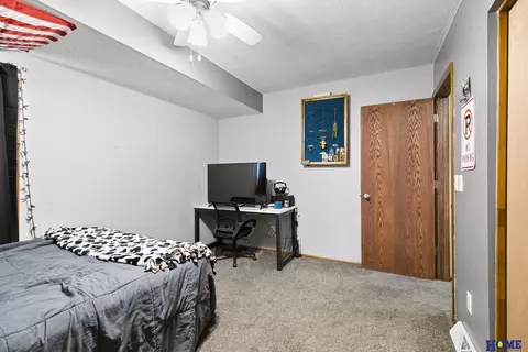 Bedroom - 1623 Summit St, Beatrice, NE 68310 photo 2 of 6