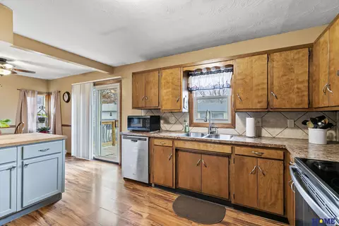 Kitchen - 1623 Summit St, Beatrice, NE 68310 photo 2 of 5