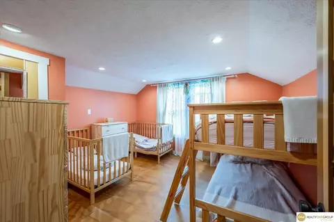 4105 Read St, Omaha, NE 68112 photo 17