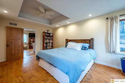4105 Read St, Omaha, NE 68112 photo 9