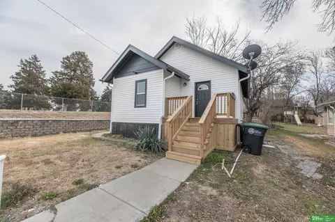 2103 Polk St, Omaha, NE 68107