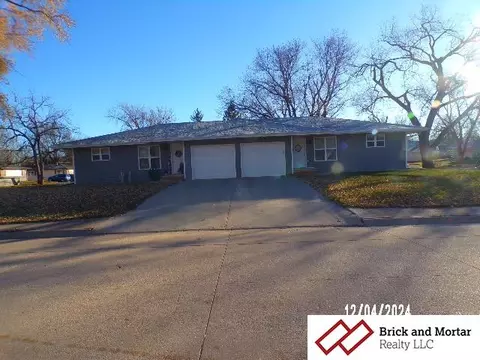 714-716 N 15th St, Beatrice, NE 68310