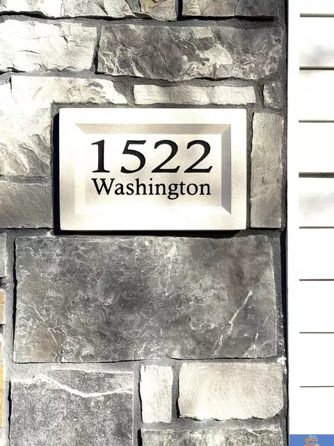 1522 Washington St, Beatrice, NE 68310 photo 2