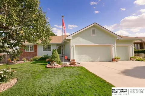 12161 S 221st St, Gretna, NE 68028