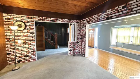 Living - 428 E 10th St, Wahoo, NE 68066 photo 2 of 6