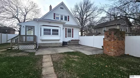 Exterior - 428 E 10th St, Wahoo, NE 68066 photo 3 of 5