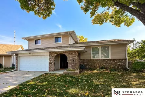 1887 N 150th Plz, Omaha, NE 68154