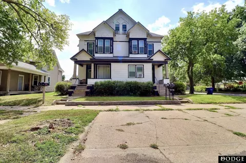 447-453 W Military Ave, Fremont, NE 68025