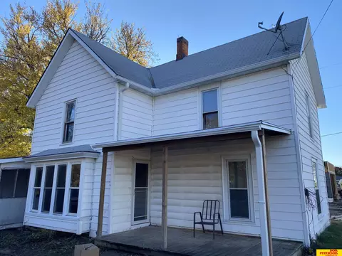 205 W Pine St, Rising City, NE 68658