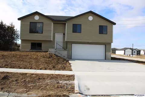 6345 Mira Ln, Lincoln, NE 68521