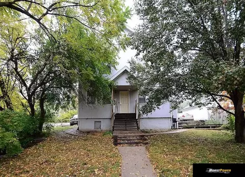 1937 S 12 St, Omaha, NE 68108