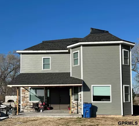 220 W 3rd St, Friend, NE 68359