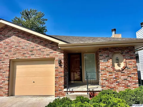 3420 S 58 St, Omaha, NE 68106