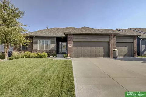 4723 N 204th Ave, Elkhorn, NE 68022