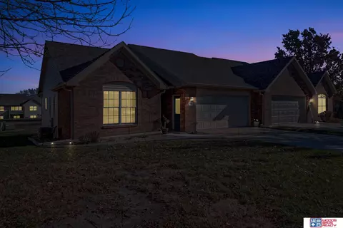 Exterior - 706 Clearwater Cir, Beatrice, NE 68310 photo 9 of 9