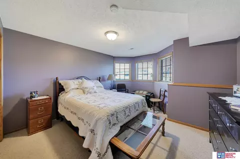 Bedroom - 706 Clearwater Cir, Beatrice, NE 68310 photo 3 of 5