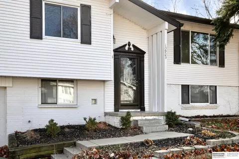 13923 Monroe St, Omaha, NE 68137