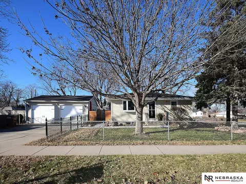 4421 N 73rd St, Lincoln, NE 68507