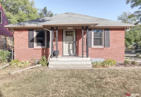 3300 Touzalin Ave, Lincoln, NE 68507