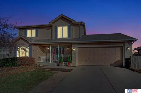 5406 NW 4th St, Lincoln, NE 68521