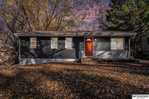 4919 N 62 St, Omaha, NE 68104