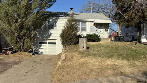 1332 Washington St, Omaha, NE 68107
