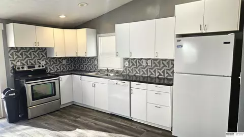 435 E 2nd St, Wahoo, NE 68066 photo 8