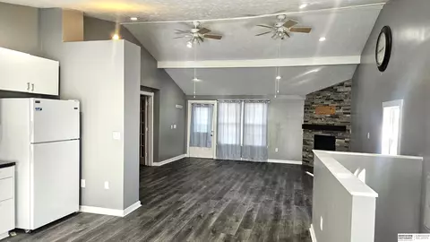 435 E 2nd St, Wahoo, NE 68066 photo 6