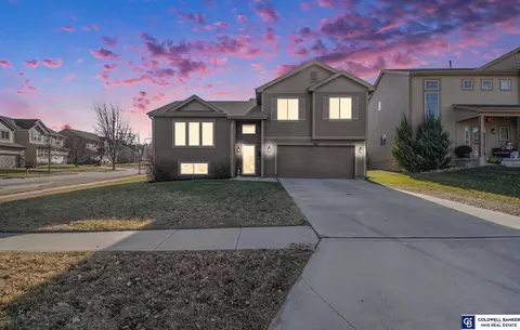 20803 Clark St, Elkhorn, NE 68022