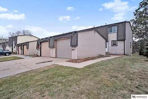 4301 Abbott Rd, Lincoln, NE 68516