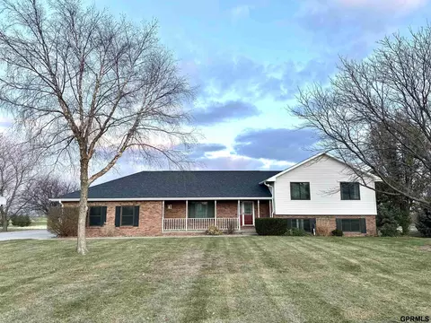 108 N 56th Rd N, Nebraska City, NE 68410
