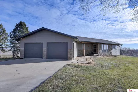 6929 N 186 St, Bennington, NE 68007