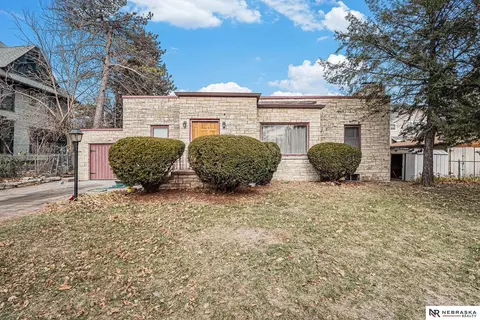 2230 Washington St, Lincoln, NE 68521