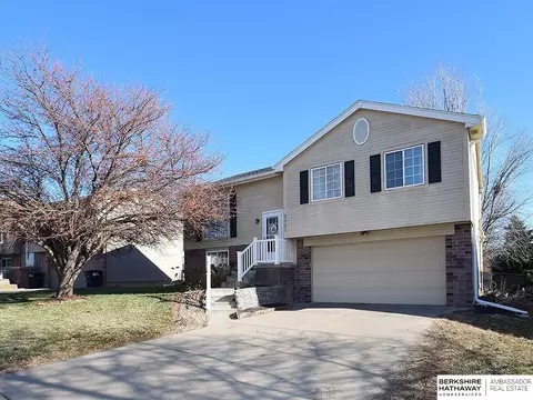 2921 N 152nd Ave, Omaha, NE 68116