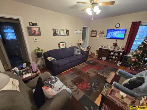 1615 S 4th St, Beatrice, NE 68310 photo 2