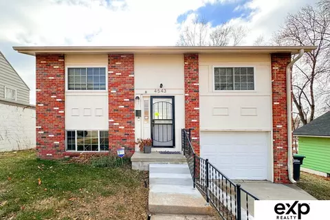 4543 Charles St, Omaha, NE 68132