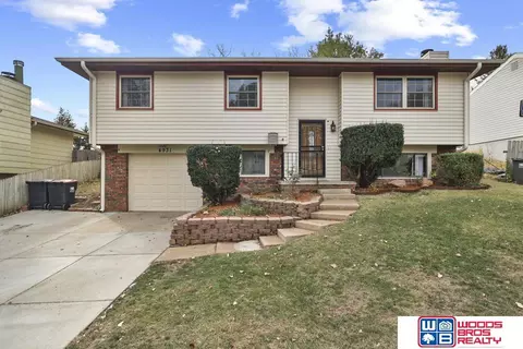 4931 W Champion Ct, Lincoln, NE 68524