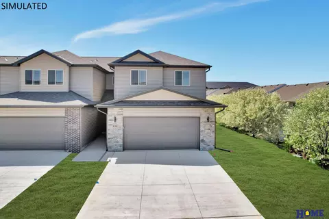 8210 Colby Pl, Lincoln, NE 68505