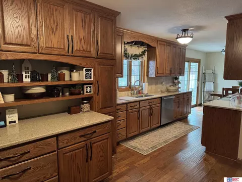 614 E 9th St, Stromsburg, NE 68666 photo 16