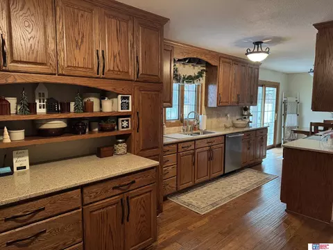 614 E 9th St, Stromsburg, NE 68666 photo 17