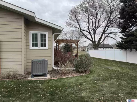 614 E 9th St, Stromsburg, NE 68666 photo 55