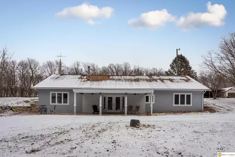 1425 P47 County Rd, Omaha, NE 68152