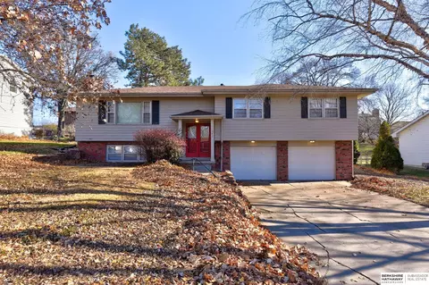 247 N 118 St, Omaha, NE 68154