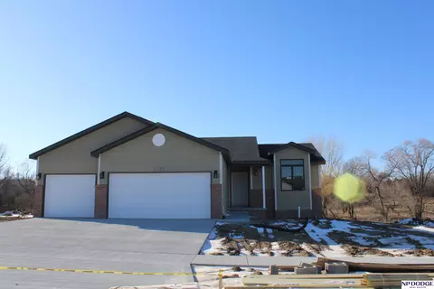 6335 Ambrosia Dr, Lincoln, NE 68521