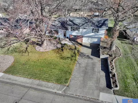 1708 N 11th St, Beatrice, NE 68310 photo 2